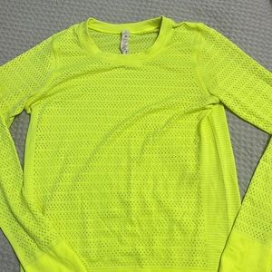 Lululemon neon long sleeve size 4